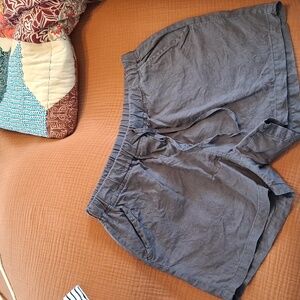 Parachute Women's Charcoal Linen Shorts